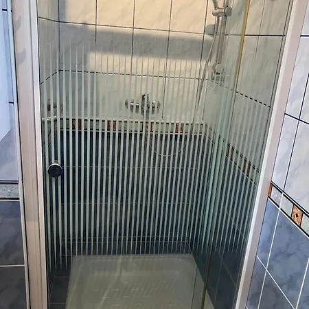 度假居 Vamo's 巴拉通雷勒